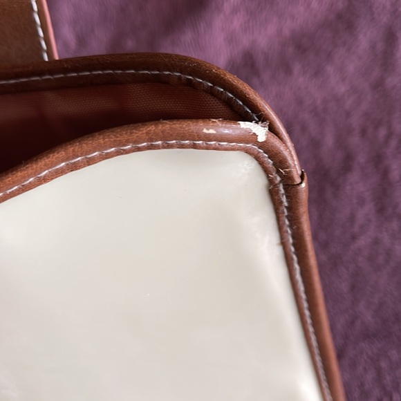 DiVOGA TABLET CASE. 8.5"x10 1/4 HOLDS UP TO 7" TABLET. PINK WITH BLACK TRIM. - Picture 6 of 9